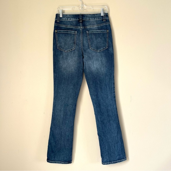 Maurices EverFlex Dark High Rise Straight Leg Blue Denim Women's Jeans SZ 8 Reg - Picture 3 of 13